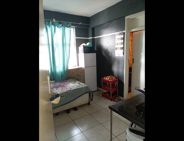 1 BEDROOM FLAT FOR SALE IN PIETERMARITZBURG CENTRAL